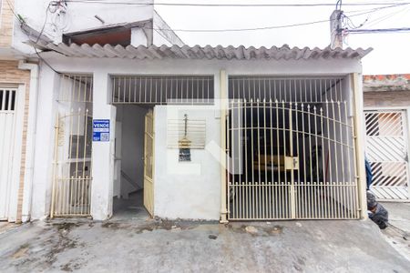 Casa à venda com 250m², 4 quartos e 2 vagas Casa à venda com 250m², 4 quartos e 2 vagasFachada
