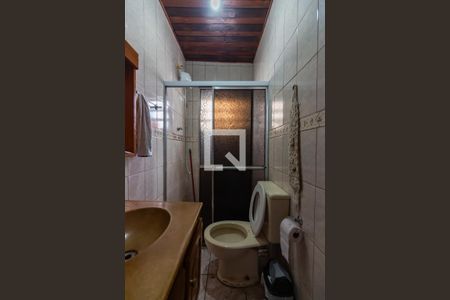 Casa à venda com 250m², 4 quartos e 2 vagas Casa à venda com 250m², 4 quartos e 2 vagasBanheiro 1