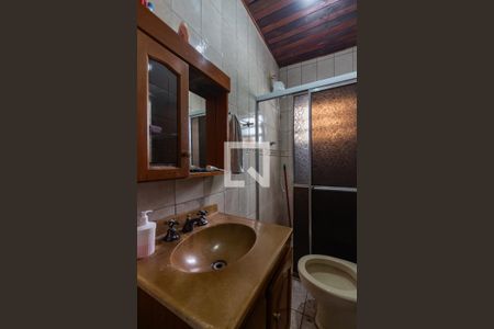 Casa à venda com 250m², 4 quartos e 2 vagas Casa à venda com 250m², 4 quartos e 2 vagasBanheiro 1