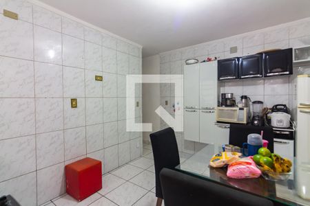 Casa à venda com 250m², 4 quartos e 2 vagas Casa à venda com 250m², 4 quartos e 2 vagasCozinha 2
