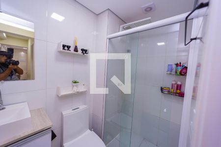 Apartamento à venda com 56m², 2 quartos e 1 vaga Apartamento à venda com 56m², 2 quartos e 1 vagaBanheiro