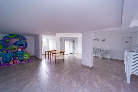 Apartamento à venda com 56m², 2 quartos e 1 vaga Apartamento à venda com 56m², 2 quartos e 1 vagaÁrea comum - Salão de festas