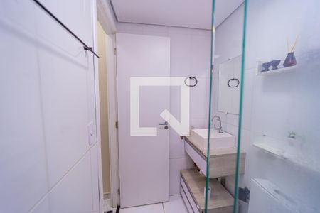 Apartamento à venda com 56m², 2 quartos e 1 vaga Apartamento à venda com 56m², 2 quartos e 1 vagaBanheiro