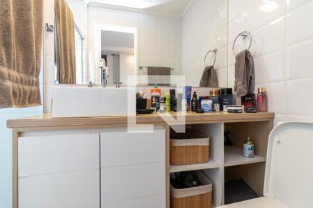 Apartamento à venda com 70m², 2 quartos e 2 vagasBanheiro da Suíte