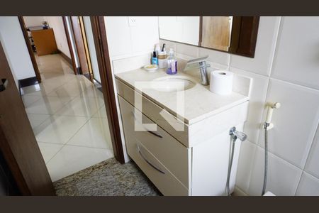 Apartamento à venda com 390m², 3 quartos e 2 vagasBanheiro Social