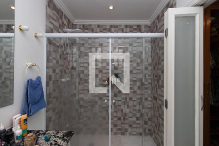 Casa à venda com 320m², 3 quartos e 5 vagasBanheiro da Suíte 3