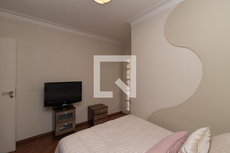 Casa à venda com 320m², 3 quartos e 5 vagasQuarto Suíte 2