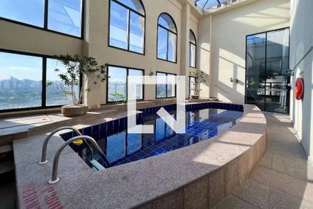 Apartamento para alugar com 32m², 1 quarto e sem vaga Apartamento para alugar com 32m², 1 quarto e sem vagaÁrea comum - Piscina