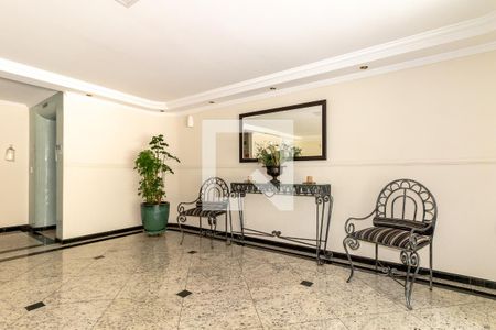 Apartamento à venda com 72m², 2 quartos e 1 vaga Apartamento à venda com 72m², 2 quartos e 1 vagaÁrea comum - Hall de entrada