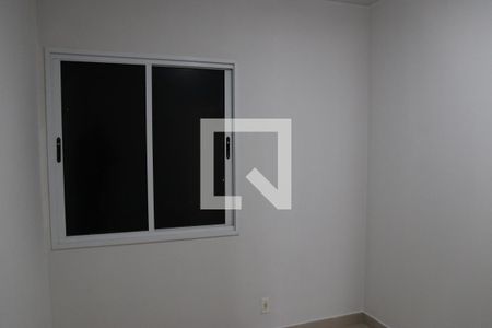 Quarto 1 de casa de condomínio para alugar com 3 quartos, 60m² em Residencial Brisas do Cerrado, Goiânia