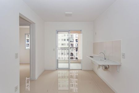 Sala e cozinha de apartamento para alugar com 2 quartos, 38m² em Sacomã, São Paulo