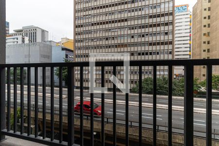 Varanda de kitnet/studio para alugar com 1 quarto, 21m² em Vila Buarque, São Paulo