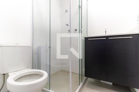 Banheiro de kitnet/studio para alugar com 1 quarto, 21m² em Vila Buarque, São Paulo