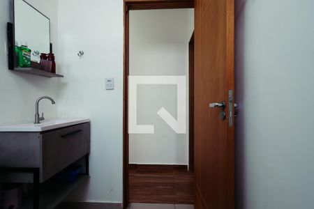 Casa à venda com 130m², 2 quartos e 2 vagasBanheiro