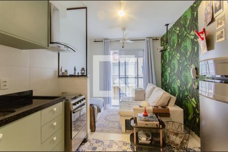 Apartamento para alugar com 34m², 2 quartos e sem vaga Apartamento para alugar com 34m², 2 quartos e sem vagaCozinha e Área de Serviço