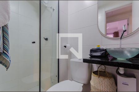 Banheiro de apartamento para alugar com 2 quartos, 34m² em Cambuci, São Paulo