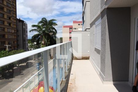 Apartamento para alugar com 79m², 2 quartos e 1 vagaVaranda