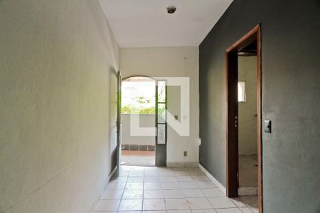 Casa à venda com 350m², 4 quartos e 3 vagas Casa à venda com 350m², 4 quartos e 3 vagasApto - sala