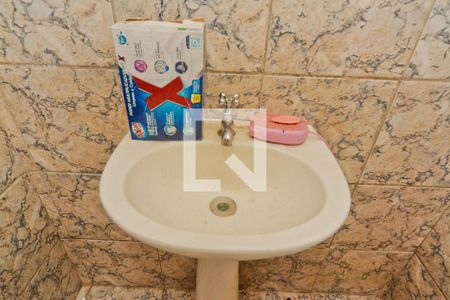 Casa à venda com 350m², 4 quartos e 3 vagas Casa à venda com 350m², 4 quartos e 3 vagasBanheiro da Suíte