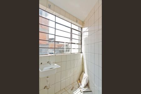 Casa à venda com 350m², 4 quartos e 3 vagas Casa à venda com 350m², 4 quartos e 3 vagasApto - área de serviço