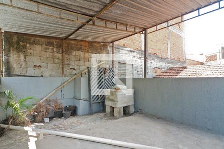 Casa à venda com 350m², 4 quartos e 3 vagas Casa à venda com 350m², 4 quartos e 3 vagasÁrea externa