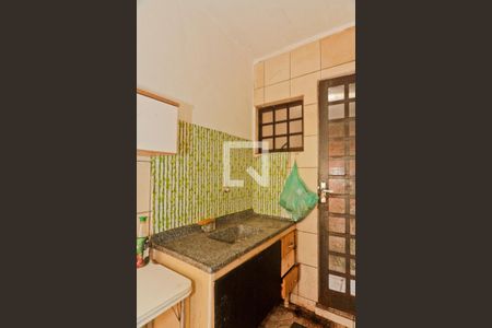 Casa à venda com 350m², 4 quartos e 3 vagas Casa à venda com 350m², 4 quartos e 3 vagasCozinha