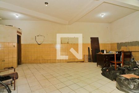 Casa à venda com 350m², 4 quartos e 3 vagas Casa à venda com 350m², 4 quartos e 3 vagasGaragem