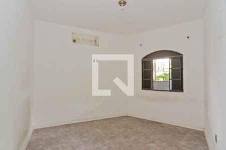 Casa à venda com 350m², 4 quartos e 3 vagas Casa à venda com 350m², 4 quartos e 3 vagasApto - quarto