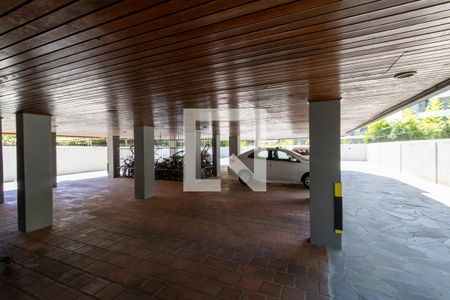Garagem de kitnet/studio para alugar com 1 quarto, 35m² em Ipanema, Porto Alegre