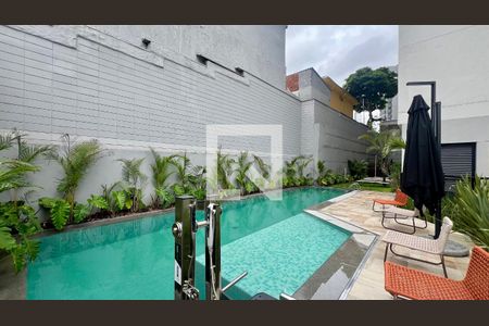 Studio para alugar com 25m², 1 quarto e sem vagaPiscina