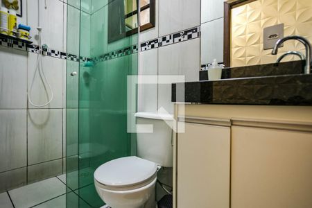 Banheiro de casa para alugar com 2 quartos, 125m² em Jardim Cambuci, Mogi das Cruzes