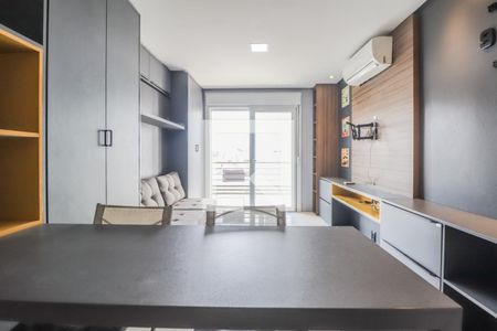 Sala de kitnet/studio para alugar com 1 quarto, 36m² em Centro, São Leopoldo