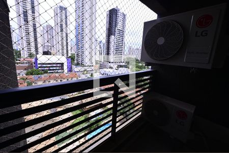Apartamento à venda com 123m², 3 quartos e 2 vagasQuarto 3 varanda