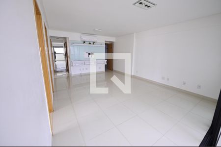Sala de apartamento à venda com 3 quartos, 123m² em Setor Bueno, Goiânia