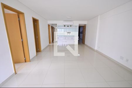 Sala de apartamento à venda com 3 quartos, 123m² em Setor Bueno, Goiânia