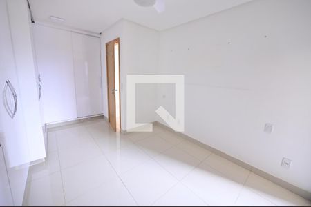 Apartamento à venda com 123m², 3 quartos e 2 vagasQuarto 3