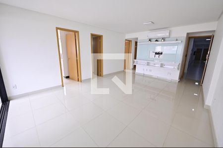 Sala de apartamento à venda com 3 quartos, 123m² em Setor Bueno, Goiânia
