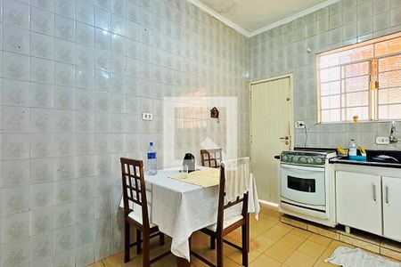 Casa à venda com 187m², 2 quartos e 4 vagasCozinha