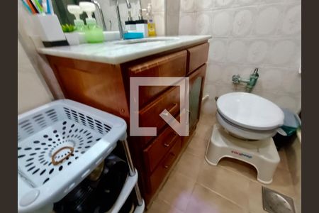 Apartamento à venda com 41m², 2 quartos e sem vagaBanheiro social