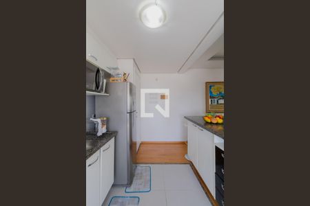 Apartamento à venda com 64m², 2 quartos e 1 vagaCozinha 