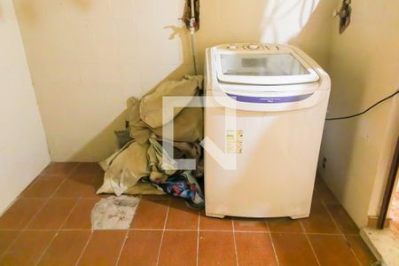 Casa à venda com 280m², 2 quartos e 1 vagaLavanderia