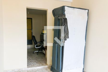 Casa à venda com 280m², 2 quartos e 1 vagaQuarto