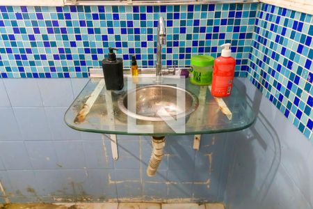 Casa à venda com 280m², 2 quartos e 1 vagaBanheiro Social