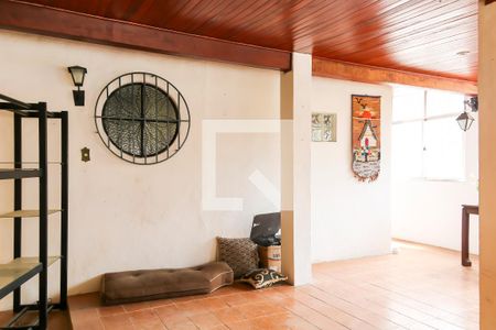 Casa à venda com 280m², 2 quartos e 1 vagaÁrea externa