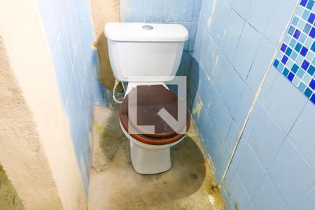 Casa à venda com 280m², 2 quartos e 1 vagaBanheiro Social