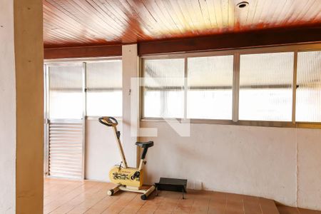 Casa à venda com 280m², 2 quartos e 1 vagaÁrea externa