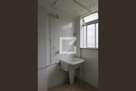 Apartamento para alugar com 65m², 2 quartos e 1 vagaÁrea de Serviço