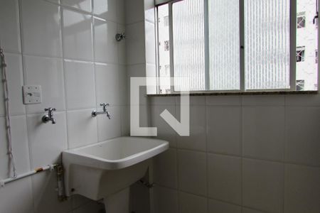 Apartamento para alugar com 65m², 2 quartos e 1 vagaÁrea de Serviço