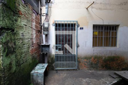 Casa à venda com 61m², 2 quartos e sem vaga Casa à venda com 61m², 2 quartos e sem vagaFachada