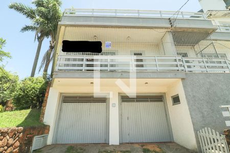 Casa para alugar com 370m², 4 quartos e 3 vagasFachada